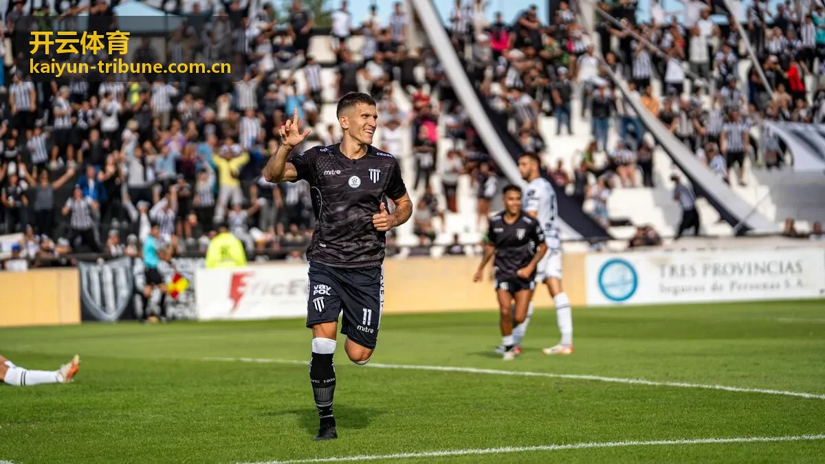 开云体育用户查看赛事时间与比赛比分